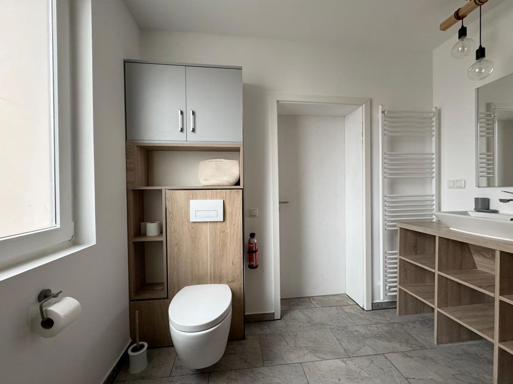 Huge Apartment With Sauna And Free Parking Duisburg Exterior photo